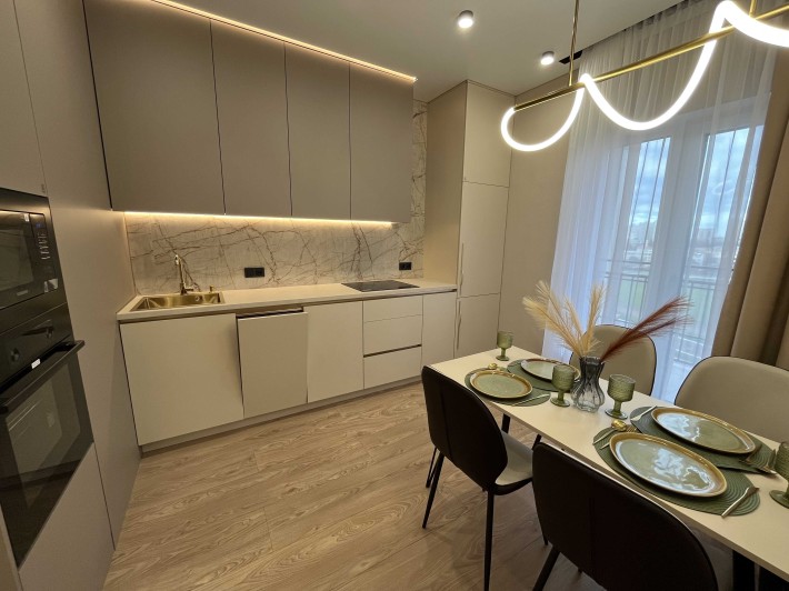 1-комн.квартира‼️ евродвушка ‼️вид на ипподром‼️Краснова‼️ - фото 1