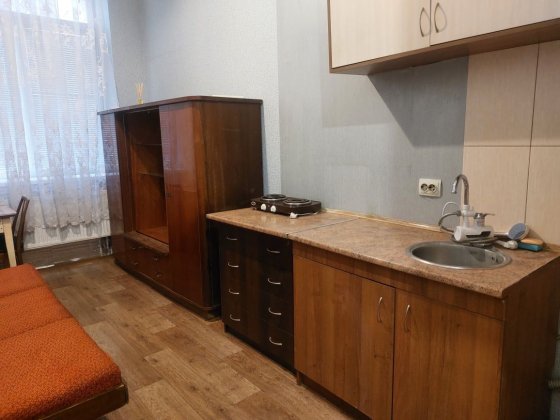 Продам Гостинку завод Шевченко Харьков