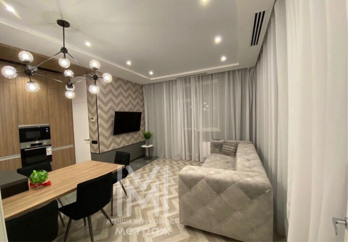 ‼️ЭКСКЛЮЗИВНАЯ‼️  ЖК КЛЮЧ !Торг! АВТОРСКАЯ  новый ремонт! Саржин Яр - фото 1