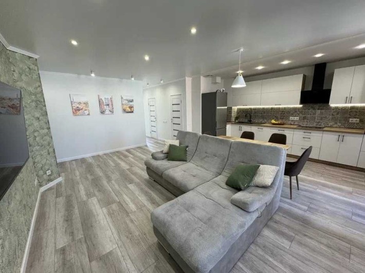 Продам 3к кв/ таирова/є відновлення/ - фото 1