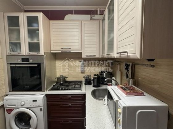 Продаж / Квартира / вул. Героїв Праці, Салтівка Харків