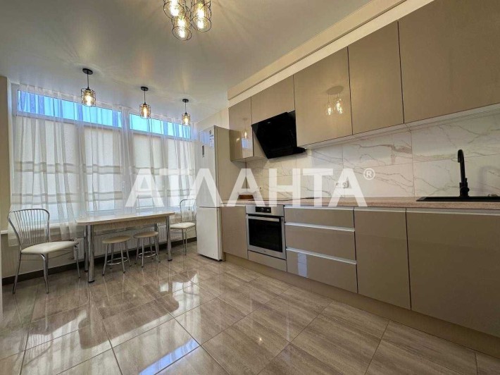 1 комнатная квартира с ремонтом в ЖК "Дмитриевский" - фото 1