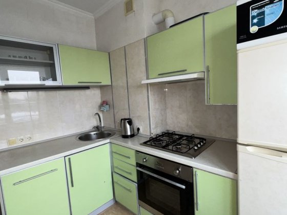 Продам 2-х комнатную квартиру с ремонтом возле пл.Толбухина Одесса