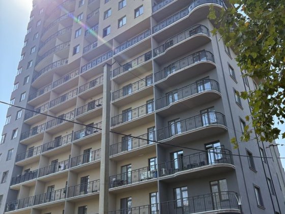 ТРЕХКОМНАТНАЯ  КВАРТИРА дом Бизнес класса ЖК Милос с ремонтом Одеса