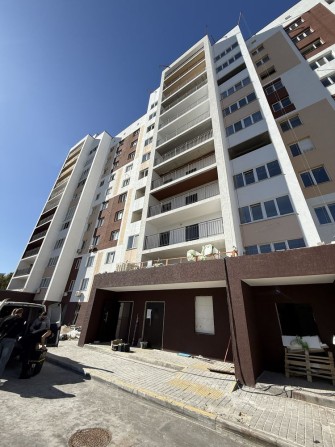 Продам квартиру жк Сади Вишневі - фото 1