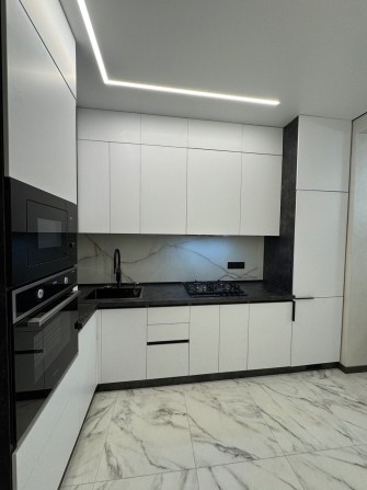 Продам 1-к квартиру ЖК Софія Клубний - фото 1