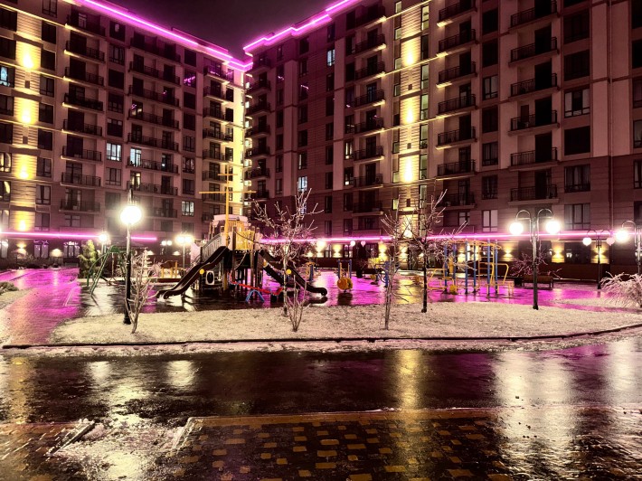 Срочно! 1к, 60% ремонта  жк Парк Фонтанов у моря. - фото 1