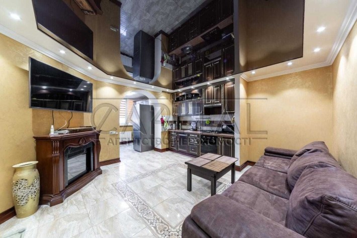 Продаж 3к квартири 67.7м2, ЖК Софія, Софіївська Борщагівка - фото 1