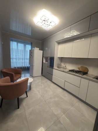 Продаю 2 кімнатну квартиру! - фото 1