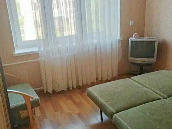 Продам гостинку Стадионный проезд Харьков