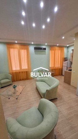 ЭЛИТНАЯ СТАЛИНКА ж/б, лифт.  3 к.кв. - 69 м2 ул. Кооперативная, 5 - фото 1