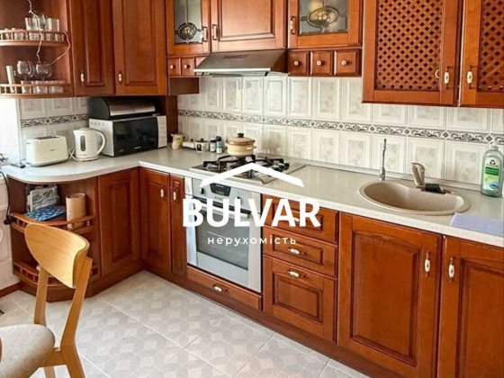 Продам 3 к. кв - 85 м2, ул. Алексеевская, Клочковская, Алексеевка Харьков