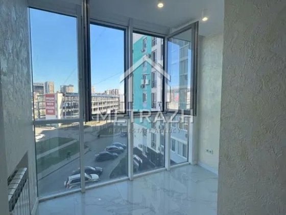 Продам 1- комнатную квартиру с евроремонтом, 43 кв.м., ЖК ЛЕВАДА Харків