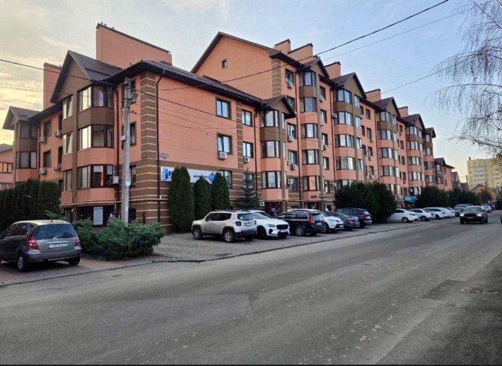 Продам двокімнатну квартиру з ремонтом ! БЕЗ КОМІСІЇ - фото 1