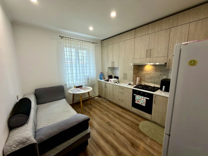 Продам  1 кім кв-ру, ЖК «Болгарський», Мала Кільцева 17 , Соф. Борщаг - фото 1