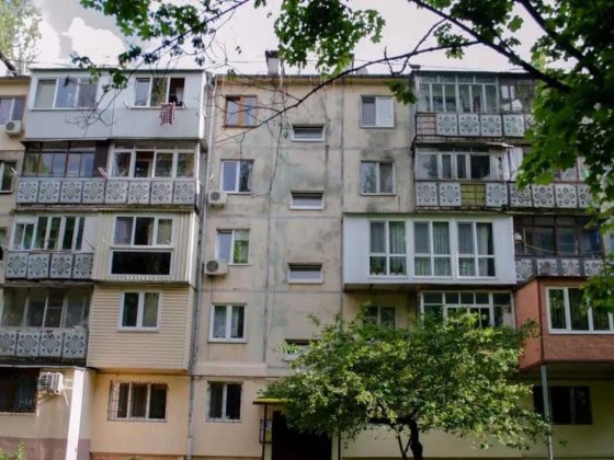 Продам 3-комнатную квартиру, Черёмушки. Радостная / Дом мебели Одесса