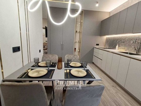 СРОЧНО.Большая 1-к.Новый дом.Капитальный ремонт.Вид на море Одеса