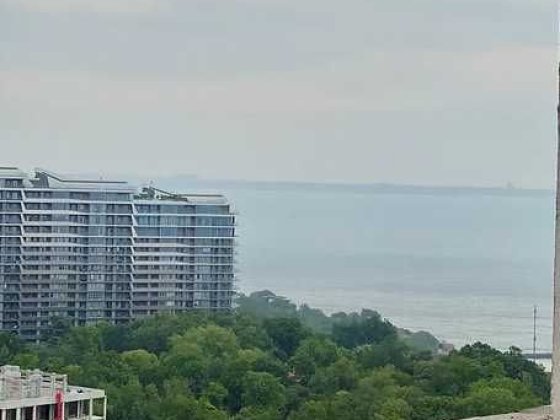 Продаж 2-кімнатної квартири на Французькому б-рі KADORR. Одесса