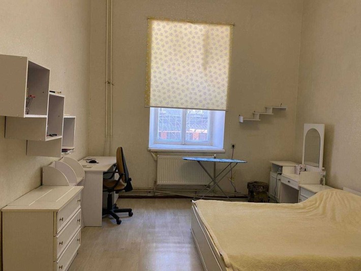 Центр Одессы! Высокие потолки, крепкий дом, большие метры! - фото 1