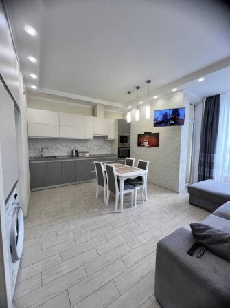 Продам квартиру с ремонтом, 50 кв.м, в ЖК Альтаир-1 (2-826-444ОФ) - фото 1