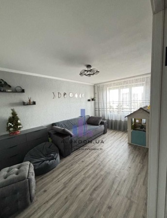 Продаж 2к квартири вул. Вахтанга Кікабідзе 15а, Святошинський район - фото 1