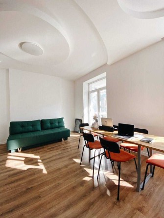 Продам 2-кімнатну квартиру, Солом'янський район, Світличного 4 - фото 1