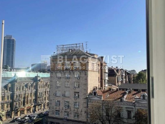 2 кімн бул Шевченко, 2  Бесарабка, Хрещатик Київ