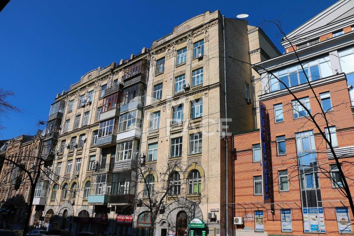 Продаж 1 к.кв, центр,  метро Золоті Ворота, Січових Стрільців - фото 1