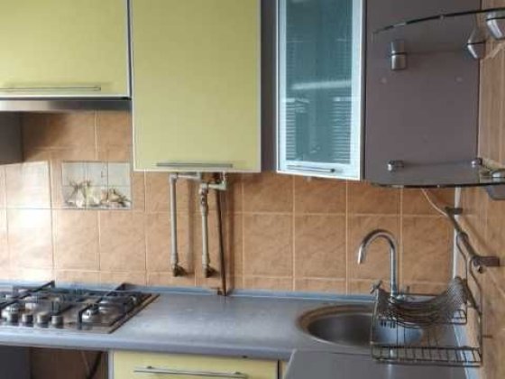 LN S4 Продам 3 комнатную квартиру Роганский ж/м ул. Роганская Харків