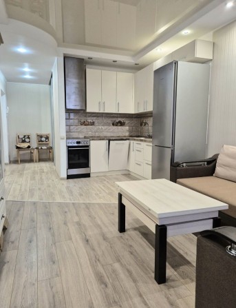 Є 3 РОКИ, Продаж світлої 1 кім квартири в ЖК Софія Київська - фото 1