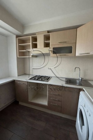 Продаж 1 кім.квартири з ремонтом біля метро Нивки - фото 1