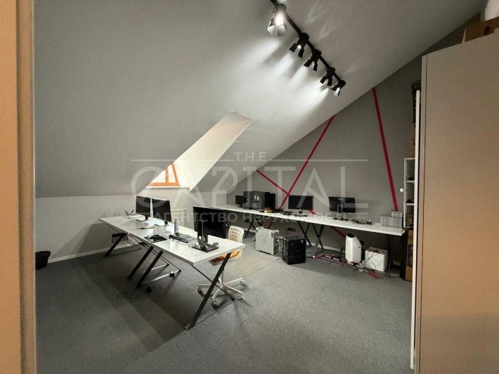 Простора квартира 142 м² з панорамними вікнами на Воздвиженці 142м2 - фото 1