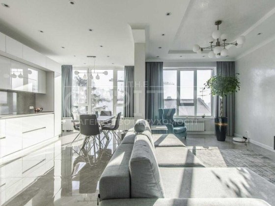 Продаж квартири в ЖК Cardinal, Подільський р-н, Палац Україна Киев