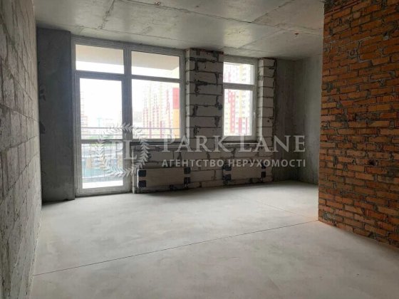 ТРЦ Retroville. ЖК Варшавський-2, 95 м.кв. Олеся Олександра 1. Киев