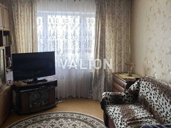 Продам  3-кімнатну квартиру по вул. Велика Окружна, 3 Київ