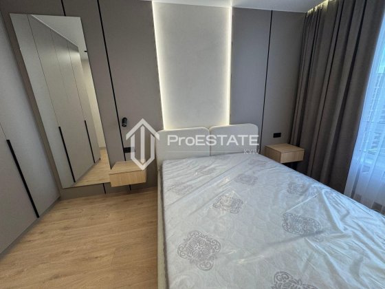 ЖК Варшавський-2 однокімнатна з ремонтом Київ