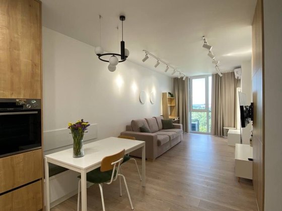 Продаж 1к квартири 45 кв.м ЖК Файна Таун, вул. Салютна 2 Київ