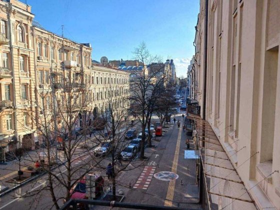 Продаж Чикаленка Євгена 12 Історичний ЦЕНТР 3к 90кв Царський будинок Киев