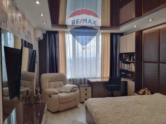 3-к. квартира. Ідеальний стан, 110м2, вул. Амосова 4. 5 поверх Київ