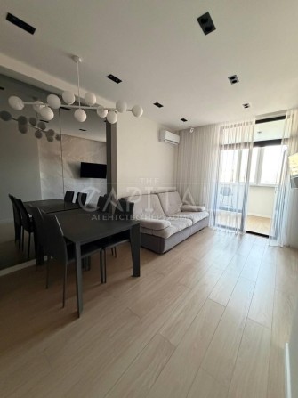 Продам квартиру пр-т Лобановського, Соломʼянка 84м2, 18/25, 3-кім - фото 1