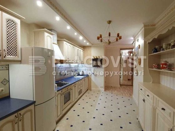 Двокімнатна  квартира з ремонтом на пр. Лобановського, 4Б Київ