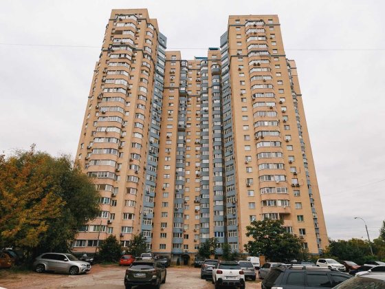 БЕЗ % Продаж квартири (автономний будинок) Киев