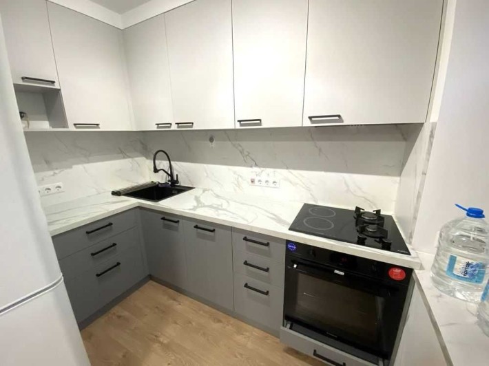 Продаж нова 2-кім квартира 51 м², до метро 8 хв, вул. Білоруська 30а - фото 1