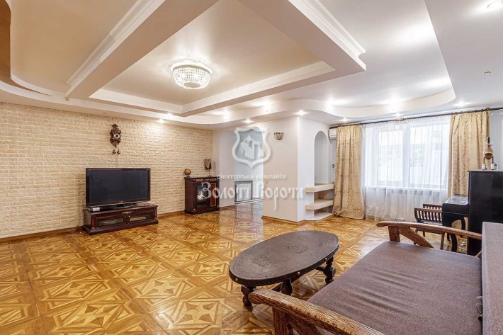 Квартира 4к. Гарний стан. Лук'янівська, 63, Лук'янівка, Шевченківський - фото 1