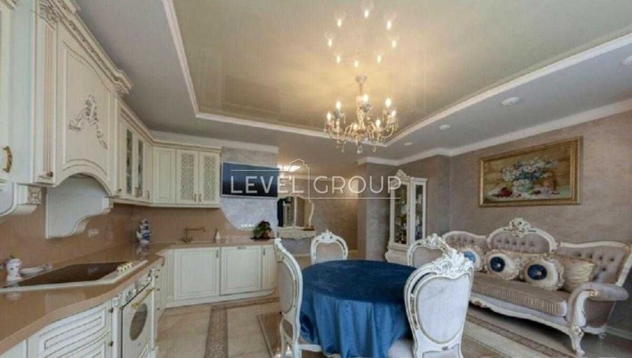 Квартира світла, затишна з сучасним, дизайнерським ремонтом 3кім 110м2 - фото 1