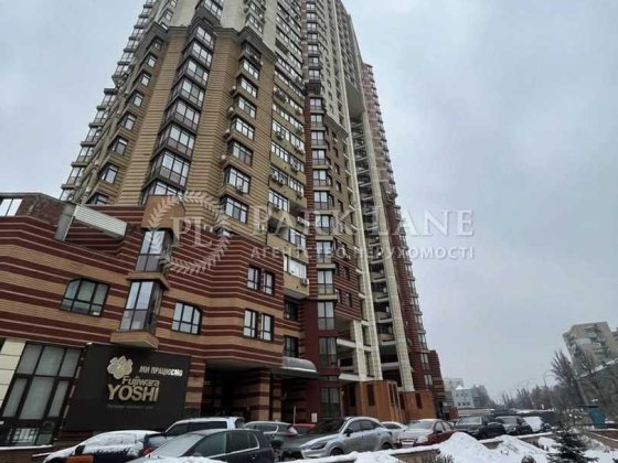 Продаж 4кім. Видова, поруч з парком Солом'янська вул 15а. Киев