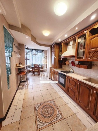 Продам Дворівнева 4кім. вул. Клінічна Центр Солом'янка Олімпійська - фото 1