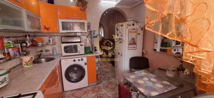 Продається двокімнатна квартира в Шевченківському районі столиці. - фото 1