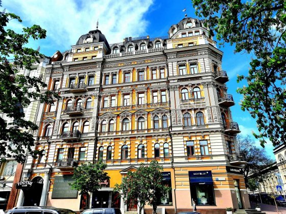 2кімн. Б.Хмельницького вул 30/10. Лисенка. Золоті Ворота Київ