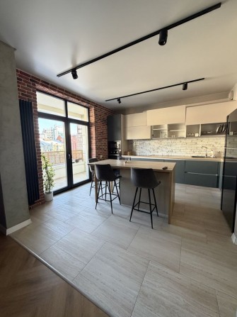 Жк Einstein Concept House, Золотоустівська 22, центр Шевченківський - фото 1